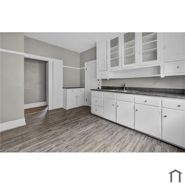 Photo - 3570 E 151st St Unit 3570 E 151st St-DN