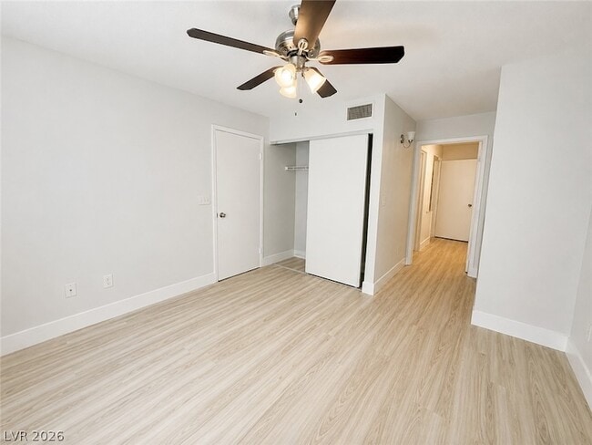 Photo - 8070 W Russell Rd Unit 2023