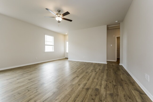 Photo - 15663 Plum Brk Dr