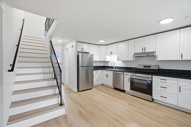 Photo - Rolling Hills Townhouses