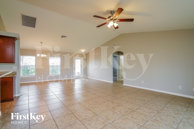 2728 NW 20th Pl