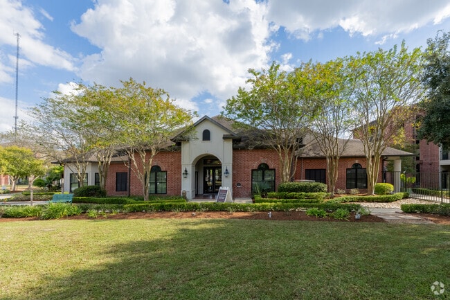 Leasing Office