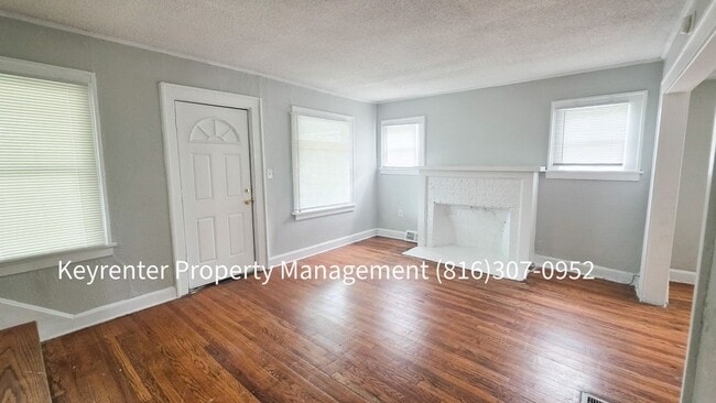 Photo - 2 Bed 1 Bath rare to rent!