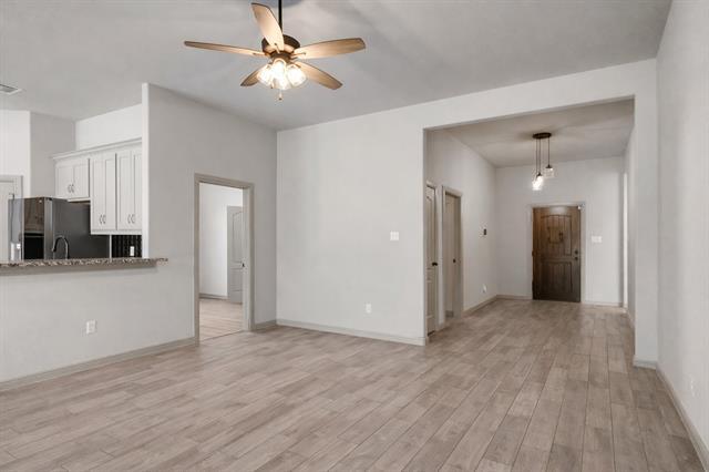 Photo - 116 Greyhound Ln