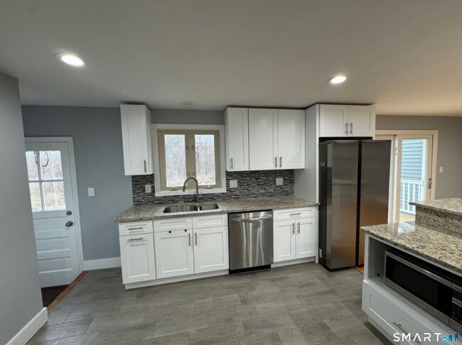 Photo - 16 Wedgewood Dr