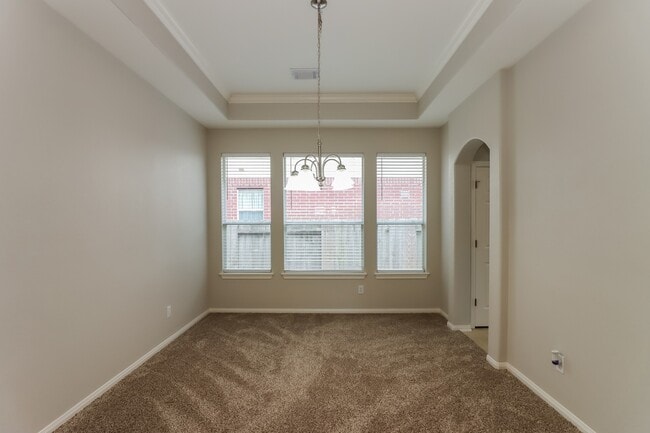 Photo - 3211 Oak Park Ln