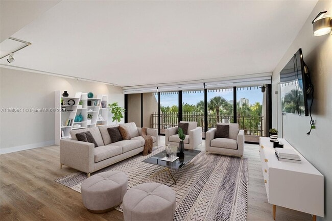 Photo - 1 Grove Isle Dr Unidad A206 Rental