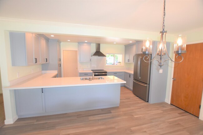 Photo - Beautiful 1,396 square foot home situated ...