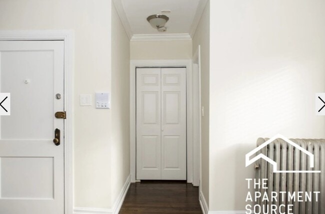 Photo - 1056 W Lill Ave Unit 1