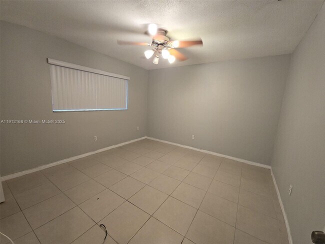 Photo - 4830 SW 27th Ave Apartment Unit 1