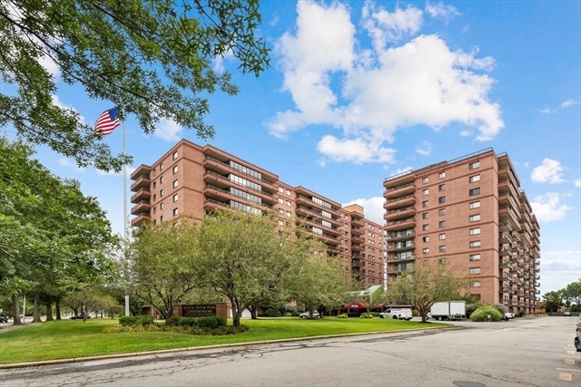Building Photo - 3920 Mystic Valley Pky Unit 602 Rental