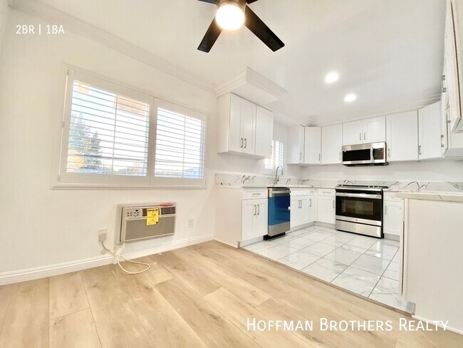 Photo - 11922 Burbank Blvd Unidad 15