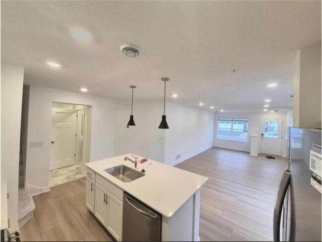 Photo - 14982 Adare Wy