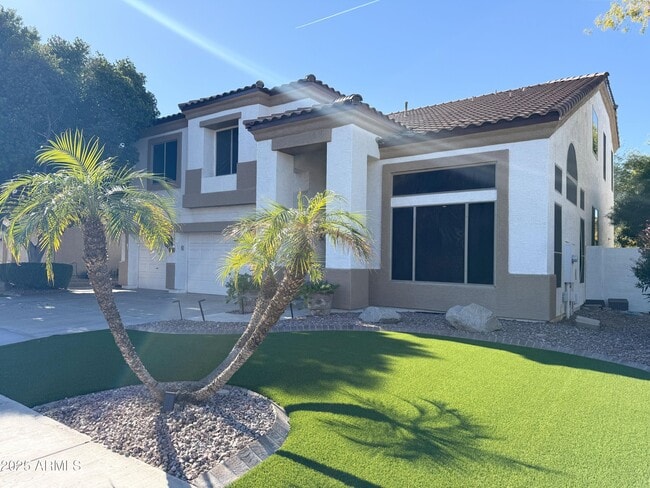 Photo - 1432 S Apache Dr