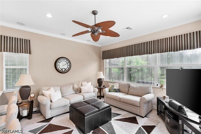 Photo - 6155 Dogleg Dr