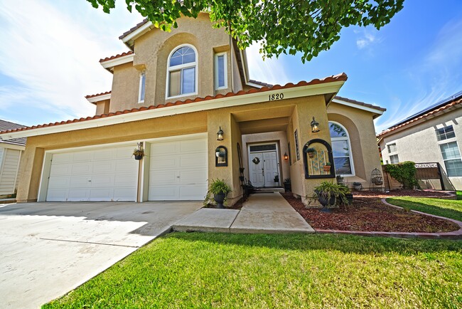 Photo - 1820 Dawnridge Ct House