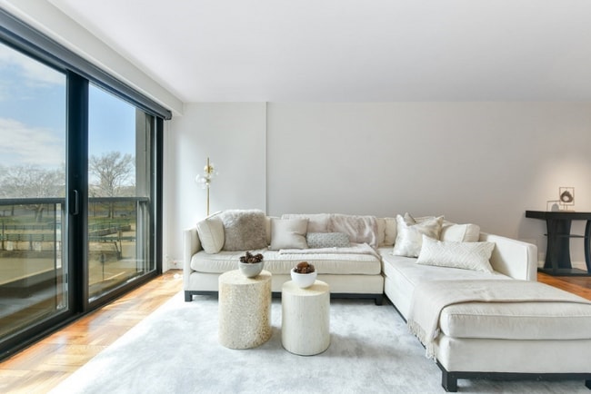 Building Photo - 180 Beacon St Unit 2