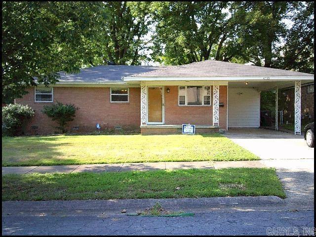 Building Photo - 6715 Blue Bird Dr Rental