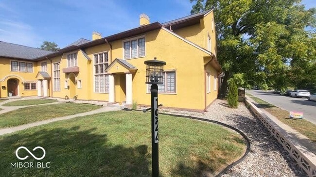 Photo - 1924 N Talbott St