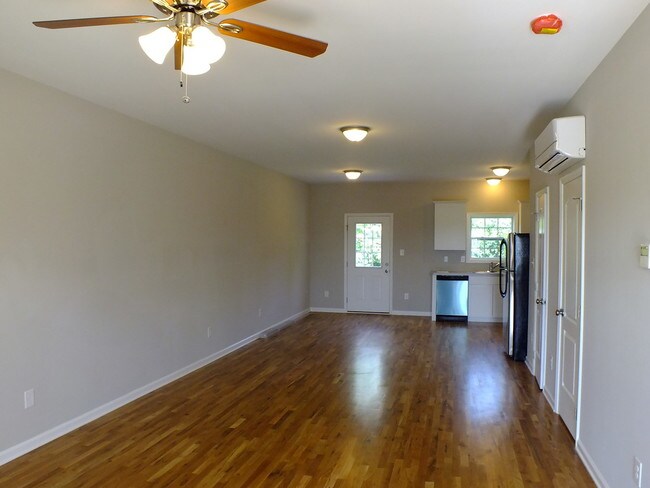 Photo - Tabler Station