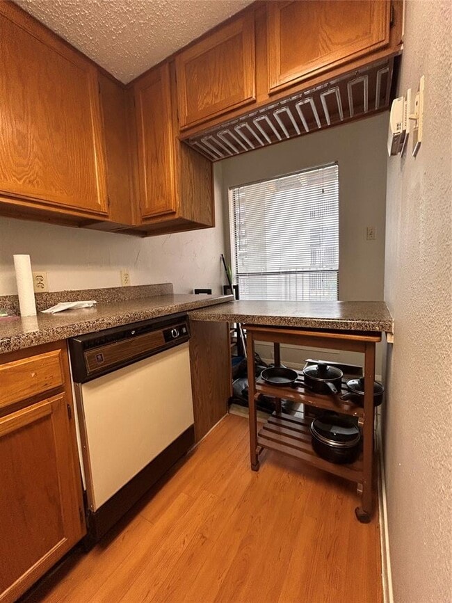 Photo - 3115 Helms St Unit 109