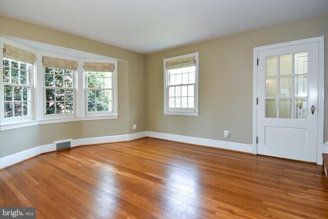 Photo - 510 N Nelson St