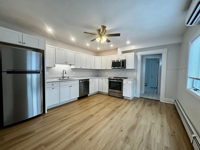 85 Pine St Unit 2