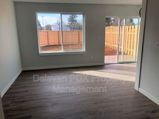 Photo - 1396 Kimber Ct