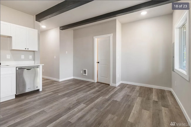 Beautifully Remodeled 2-Bedroom Apartment in Tacoma’s Hilltop Neighborhood