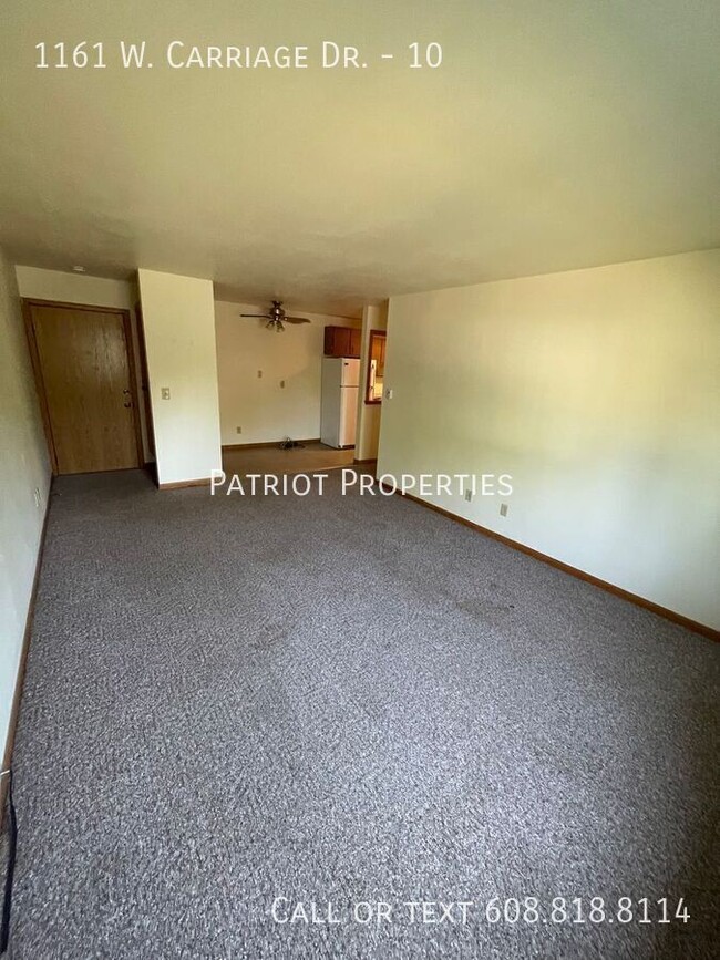 1 bedroom/ 1 bath apartment in Whitewater, WI - 1 bedroom/ 1 bath apartment in Whitewater, WI Unidad 10