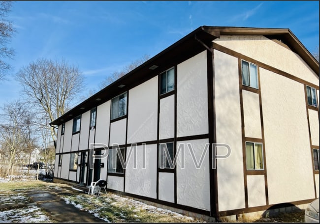 Building Photo - 840 Whitethorne Ave Unit 840  B Rental
