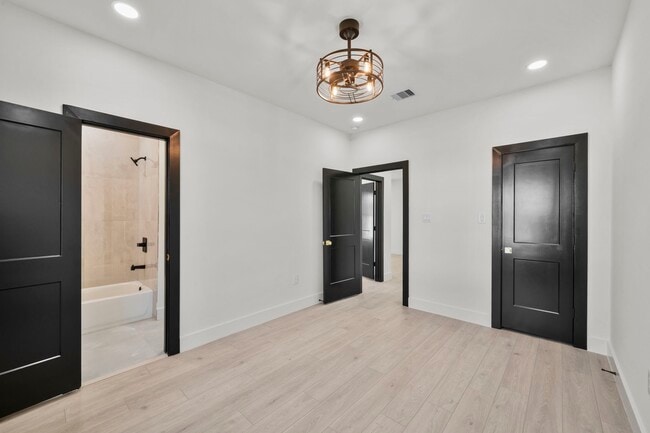 Photo - 3617 Dreyfus St