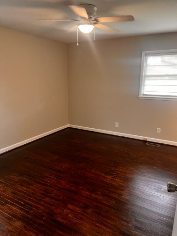 Photo - 3019 Roselawn Blvd