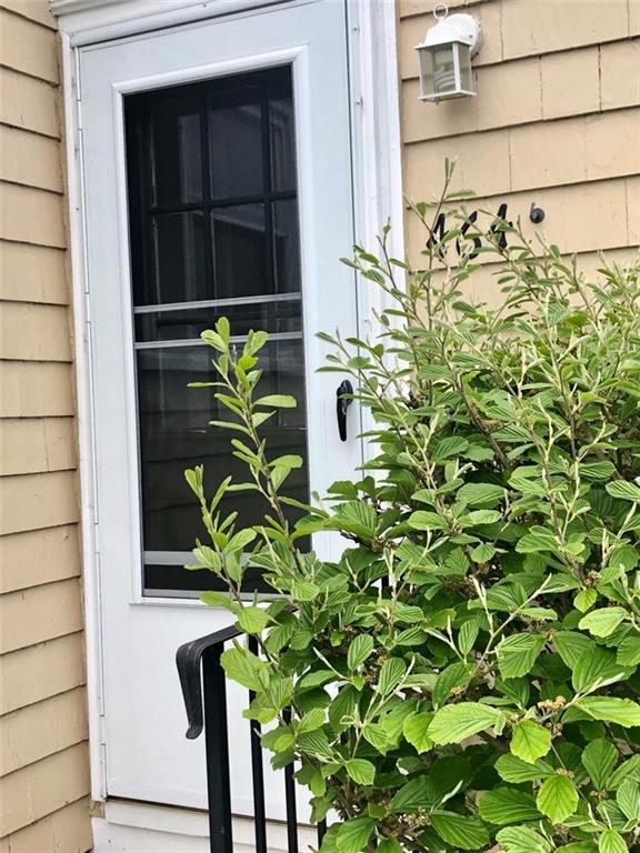 Photo - 464 Forest Ave