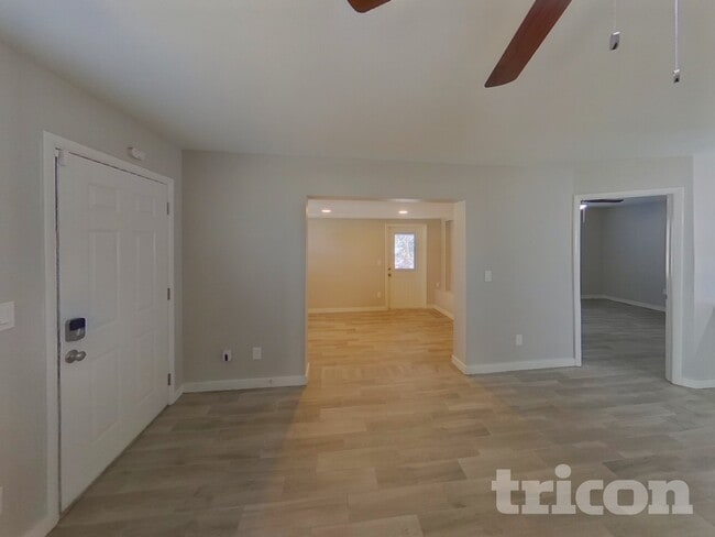 Photo - 6210 S Adelia Ave