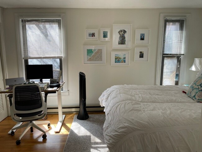 Photo - 5 Cazenove St Unit 1