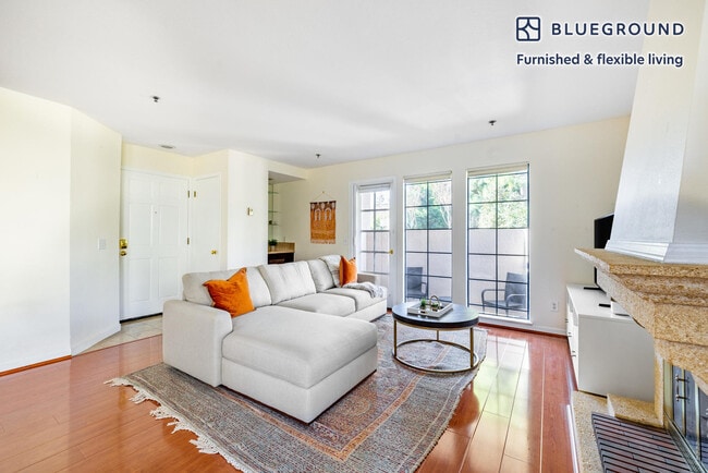 Building Photo - 10161 Danube Dr Rental