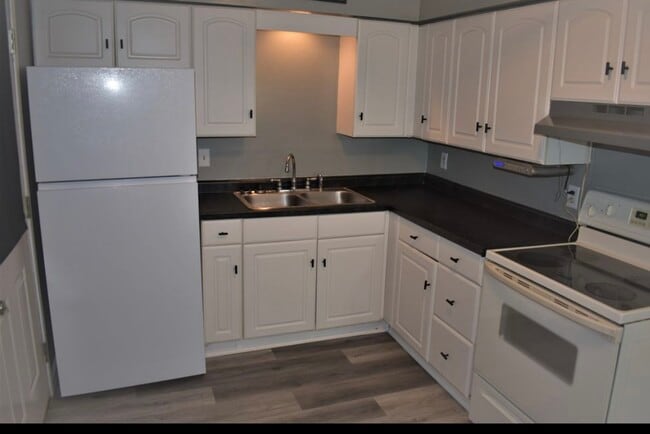 Photo - 253 S Lincoln Ave