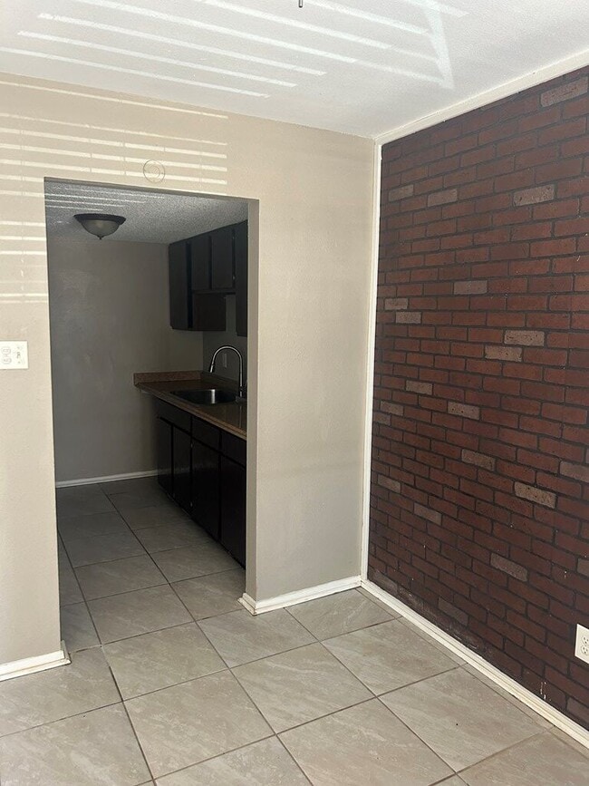 Photo - 1517 Century Ave