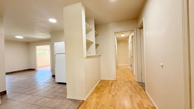 Photo - 550 Highland Dr