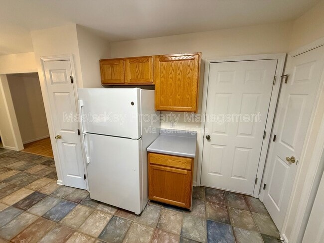 Photo - 327 St Thomas Dr