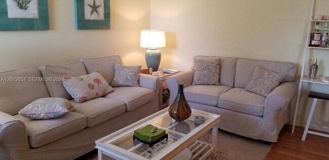 Photo - 1801 S Treasure Dr Unit 302