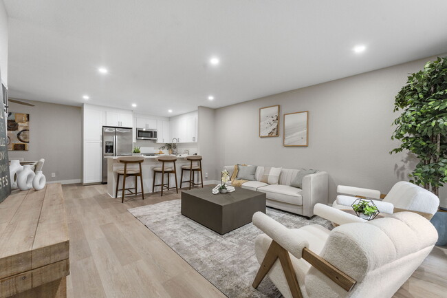Tamarack Sands Apartment Homes