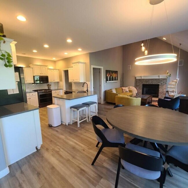 Photo - 1815 Worthington Dr