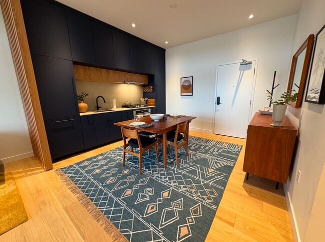 Photo - FURNISHED: UTILITIES PAID BY OWNER: NWX Br...