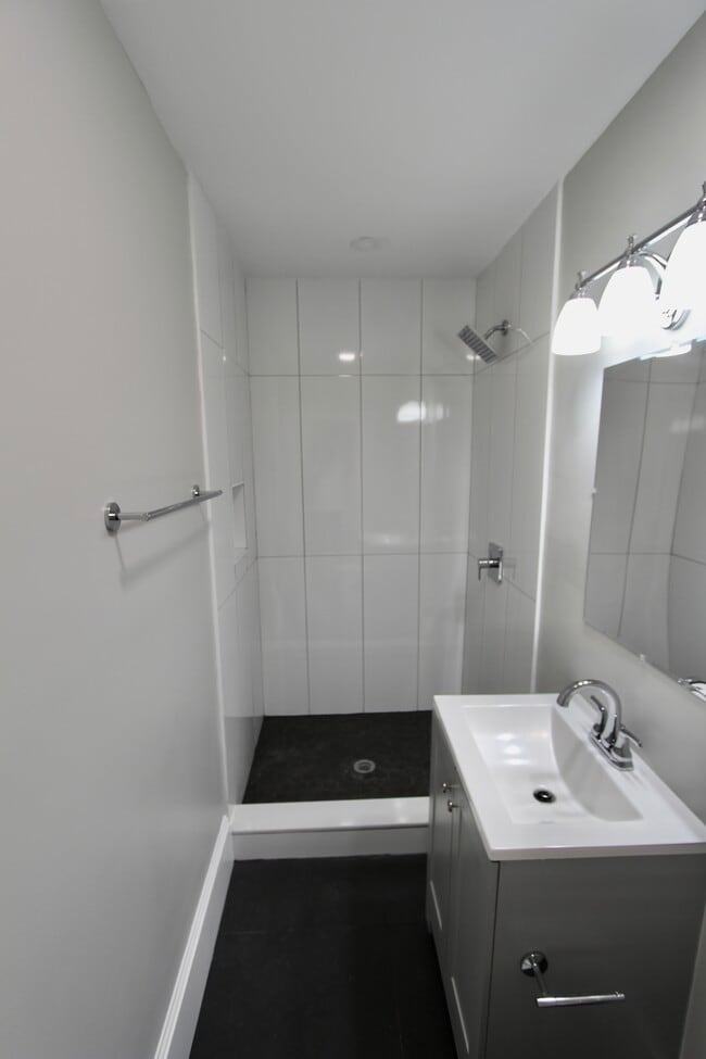 Photo - 203 Westville St Unit 2