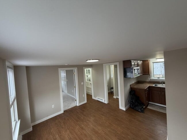 Photo - 23 Boston Post Rd