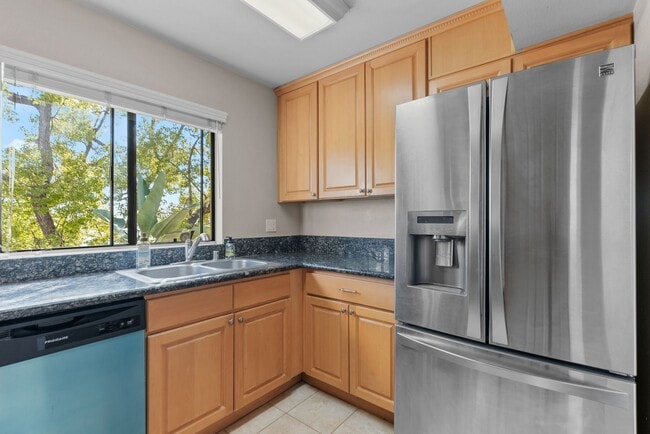 Photo - 1135 Allen Ave