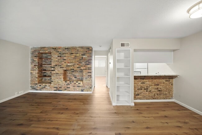 Photo - 2201 Fountain View Dr Condo Unit 60F