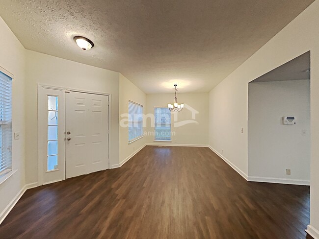 Photo - 2805 River Bend Dr